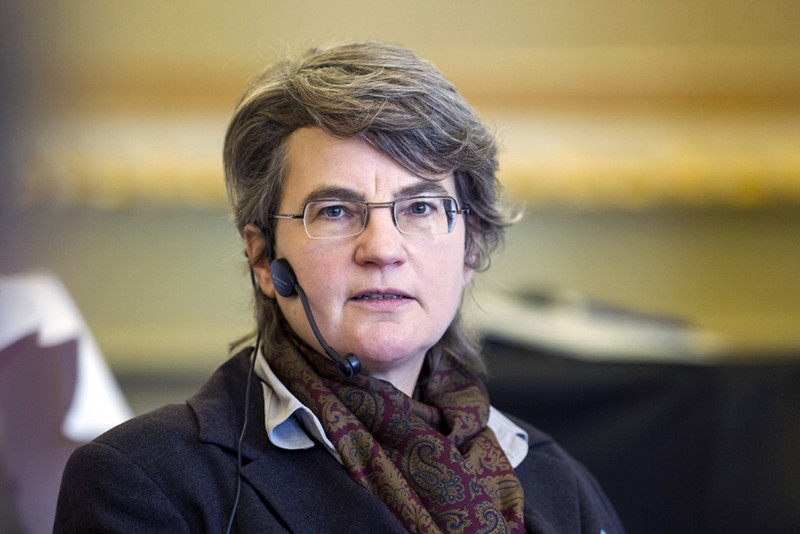 Dr. Gabriele Kämpfer in der Podiumsdiskussion